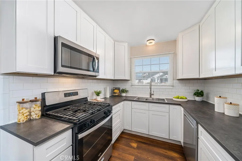 164 Euclid Place, Upland, California 91786 home-pic-12